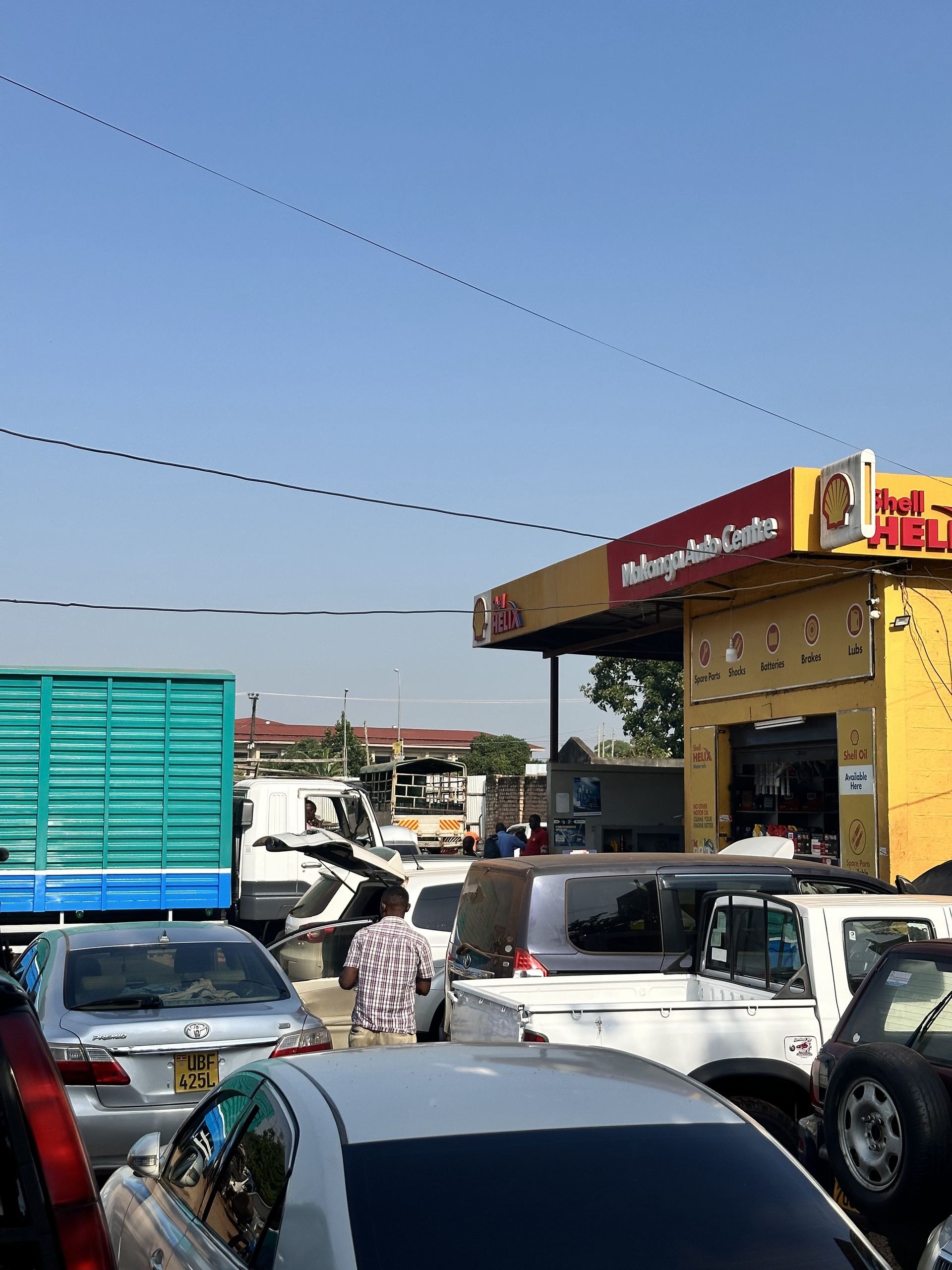 Makanga Auto Centre forecourt